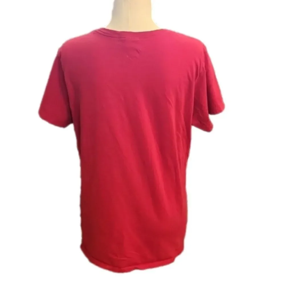 Mens Mickey Mouse Red Christmas Tee By Disney Size XL. - Picture 4 of 13